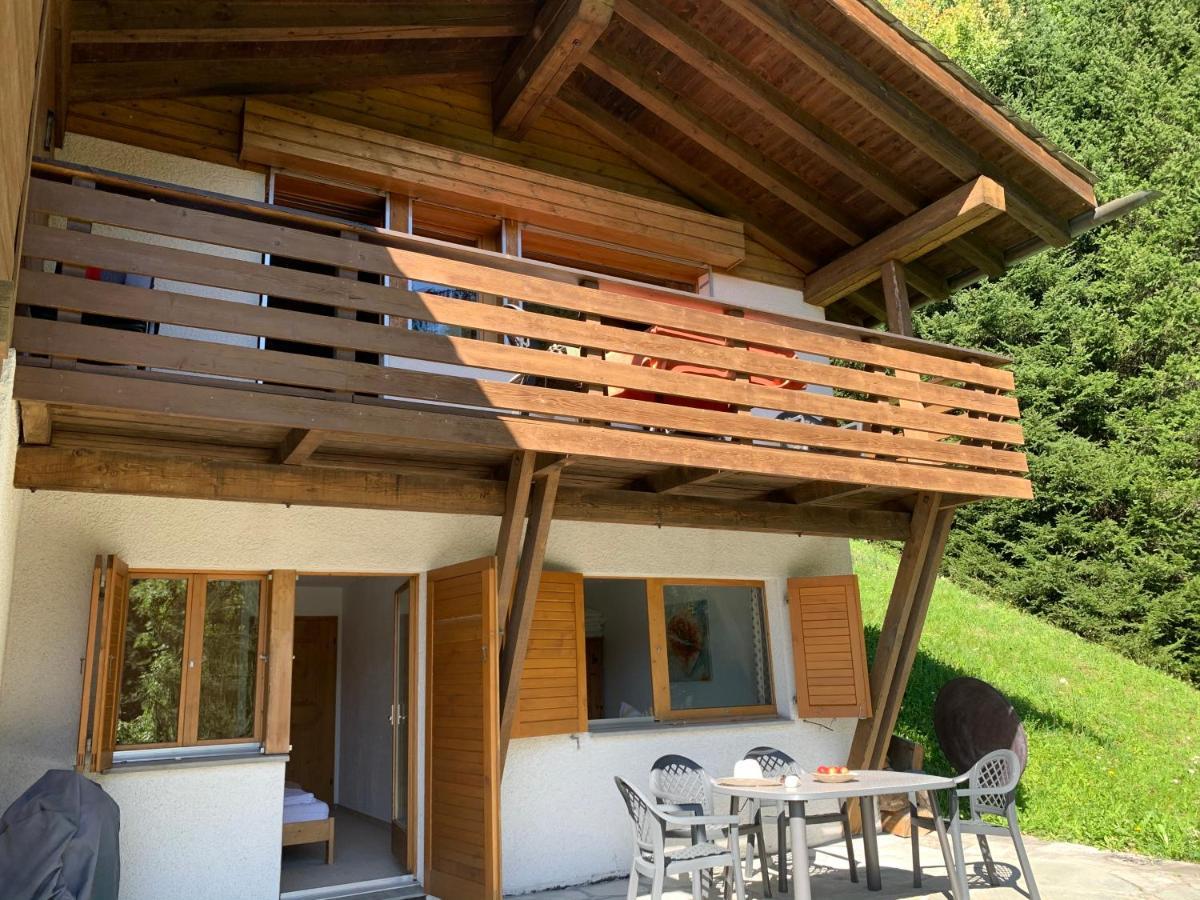 Ferienwohnung Laax Mit Traumblick, Grossem Balkon Und Terrasse Εξωτερικό φωτογραφία