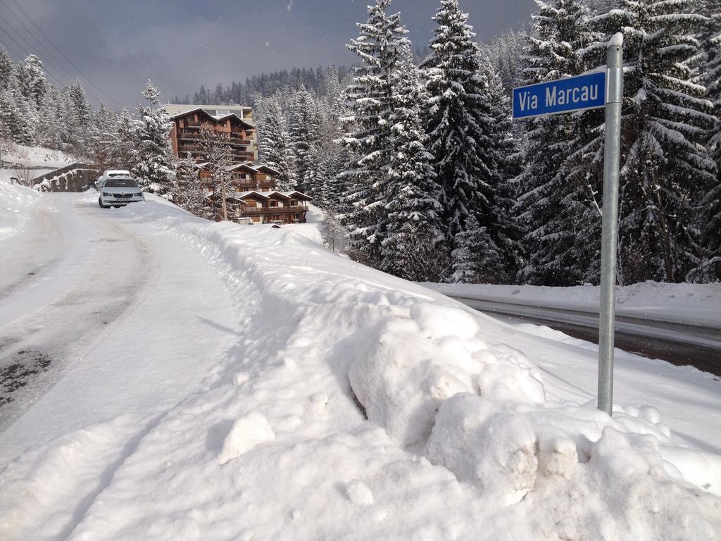 Ferienwohnung Laax Mit Traumblick, Grossem Balkon Und Terrasse Εξωτερικό φωτογραφία