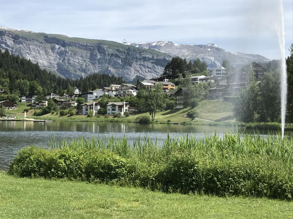Ferienwohnung Laax Mit Traumblick, Grossem Balkon Und Terrasse Εξωτερικό φωτογραφία
