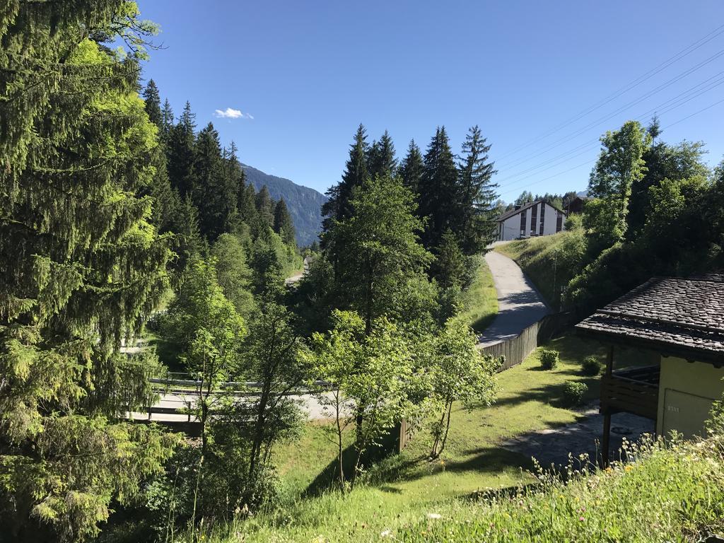 Ferienwohnung Laax Mit Traumblick, Grossem Balkon Und Terrasse Εξωτερικό φωτογραφία