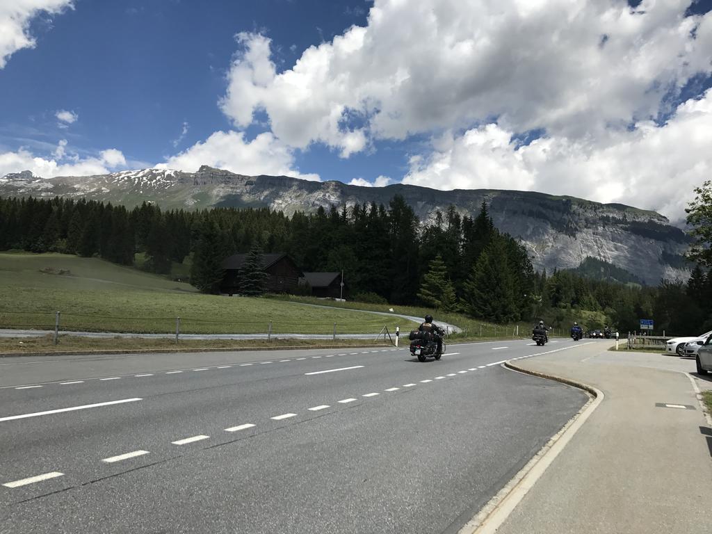 Ferienwohnung Laax Mit Traumblick, Grossem Balkon Und Terrasse Εξωτερικό φωτογραφία